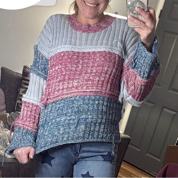 Easel Colorblock Sweater With Fringe NEW - Picture 4 of 4